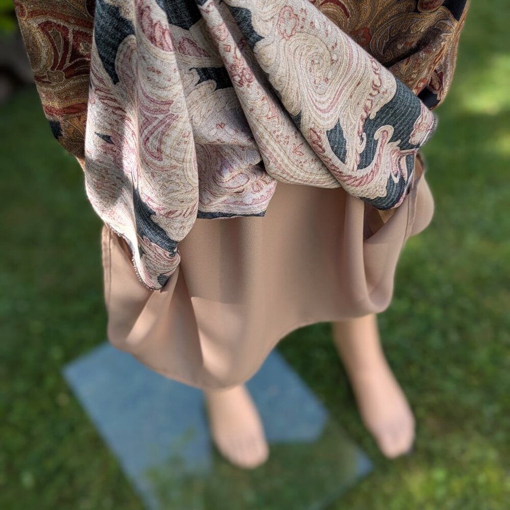 Liz Claiborne Paisley Midi Skirt - Picture 7 of 9